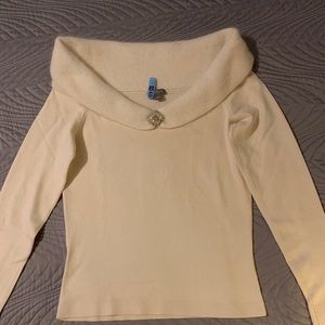 Ann Taylor Open ‘V’ Neck Cream Color Top